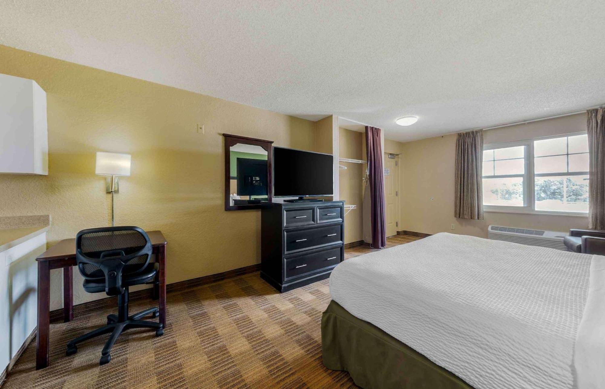 Extended Stay America Suites - Fort Lauderdale - Cypress Creek - Andrews Ave Oakland Park Zewnętrze zdjęcie
