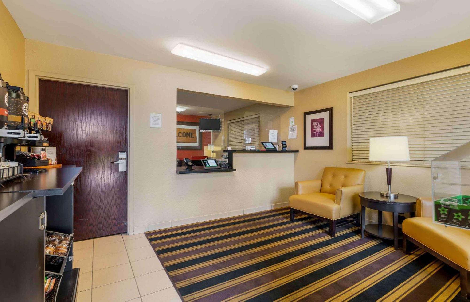 Extended Stay America Suites - Fort Lauderdale - Cypress Creek - Andrews Ave Oakland Park Zewnętrze zdjęcie