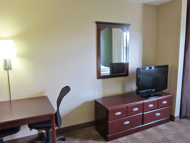Extended Stay America Suites - Fort Lauderdale - Cypress Creek - Andrews Ave Oakland Park Zewnętrze zdjęcie
