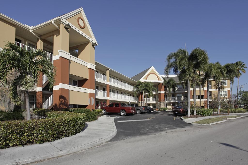 Extended Stay America Suites - Fort Lauderdale - Cypress Creek - Andrews Ave Oakland Park Zewnętrze zdjęcie